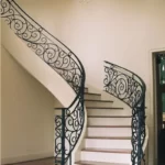 Mẫu thiết kế cầu thang sắt mỹ thuật - AH0117 - Mái Che Miền Nam