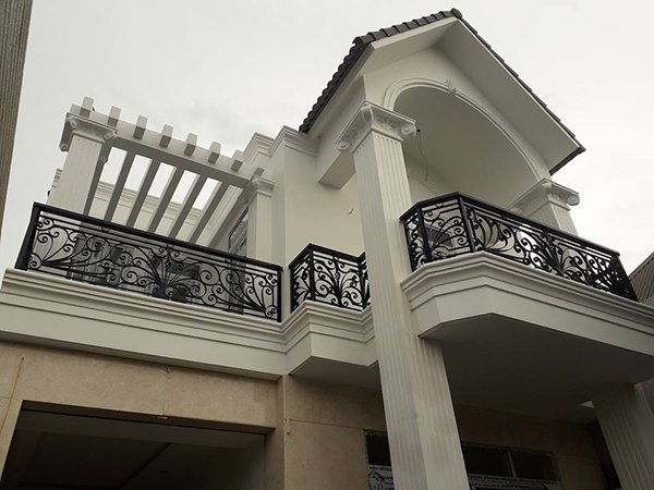 Bộ sưu tập 59+ mẫu thiết kế lan can sắt mỹ thuật ban công tuyệt đẹp 2023