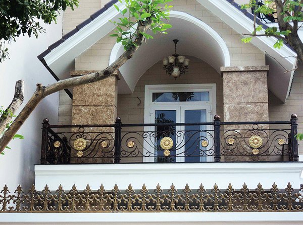 Bộ sưu tập 59+ mẫu thiết kế lan can sắt mỹ thuật ban công tuyệt đẹp 2023