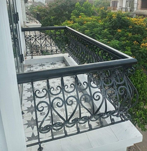 Bộ sưu tập 59+ mẫu thiết kế lan can sắt mỹ thuật ban công tuyệt đẹp 2023