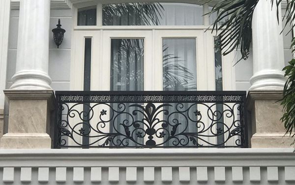 Bộ sưu tập 59+ mẫu thiết kế lan can sắt mỹ thuật ban công tuyệt đẹp 2023