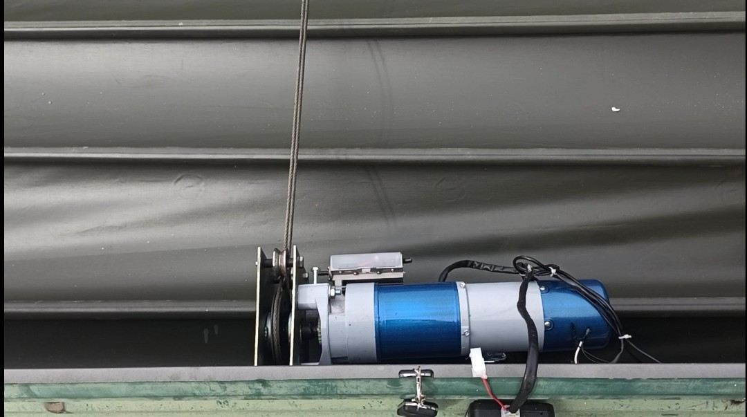 Motor tự động mái xếp